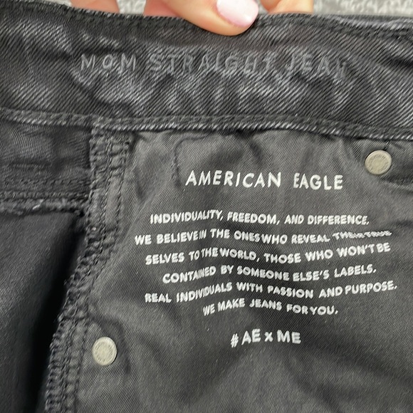 American Eagle Jeans Womens 8 Mom Straight High Rise Distressed Holes Zip Fly - Picture 15 of 16